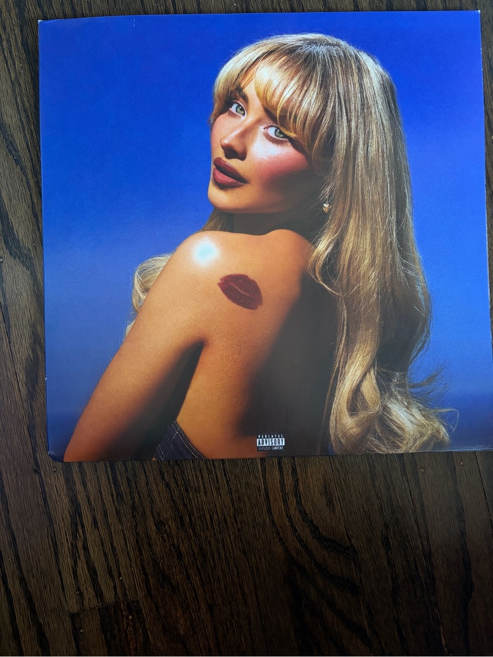 Sabrina Carpenter‘s album Short ‘n Sweet vinyl